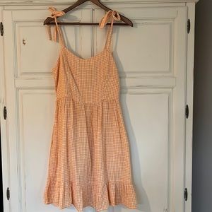Old Navy yellow and white gingham sun dress.
